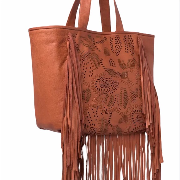 FRYE Festival Fringe Leather Boho Tote NWT - Picture 5 of 11